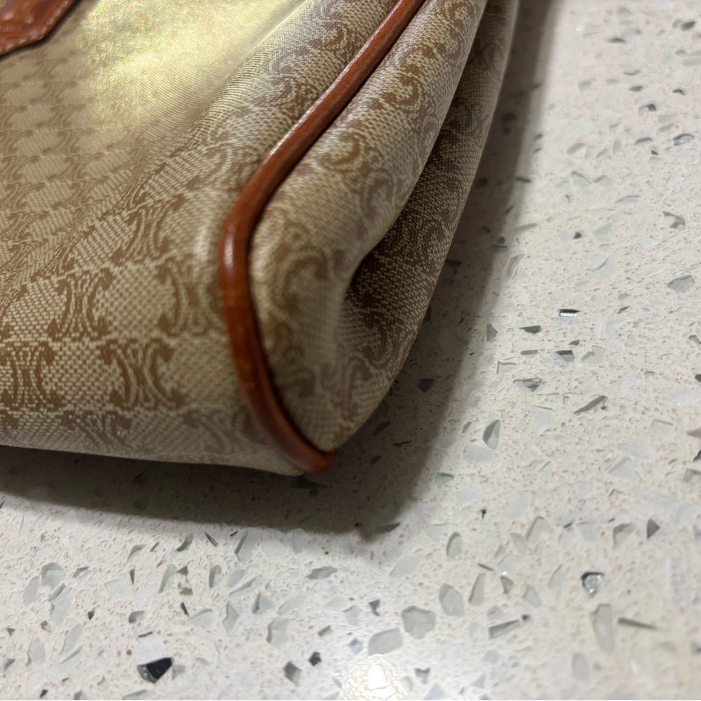 Celine Luxury Leather Triomphe Macadam Clutch Bag - Picture 5 of 10